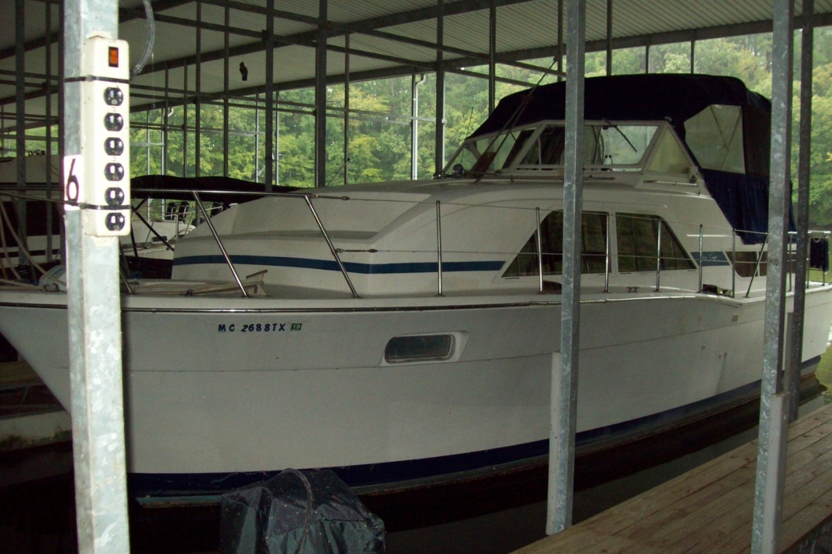 1979 Chris-Craft 350 Catalina    (REDUCED), 2