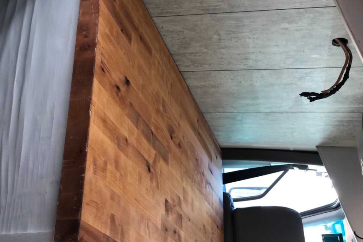 2005 Forest River MB cruiser, 8