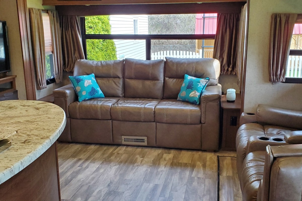 2017 Highland Ridge Open Range Light LT272RLS, 4