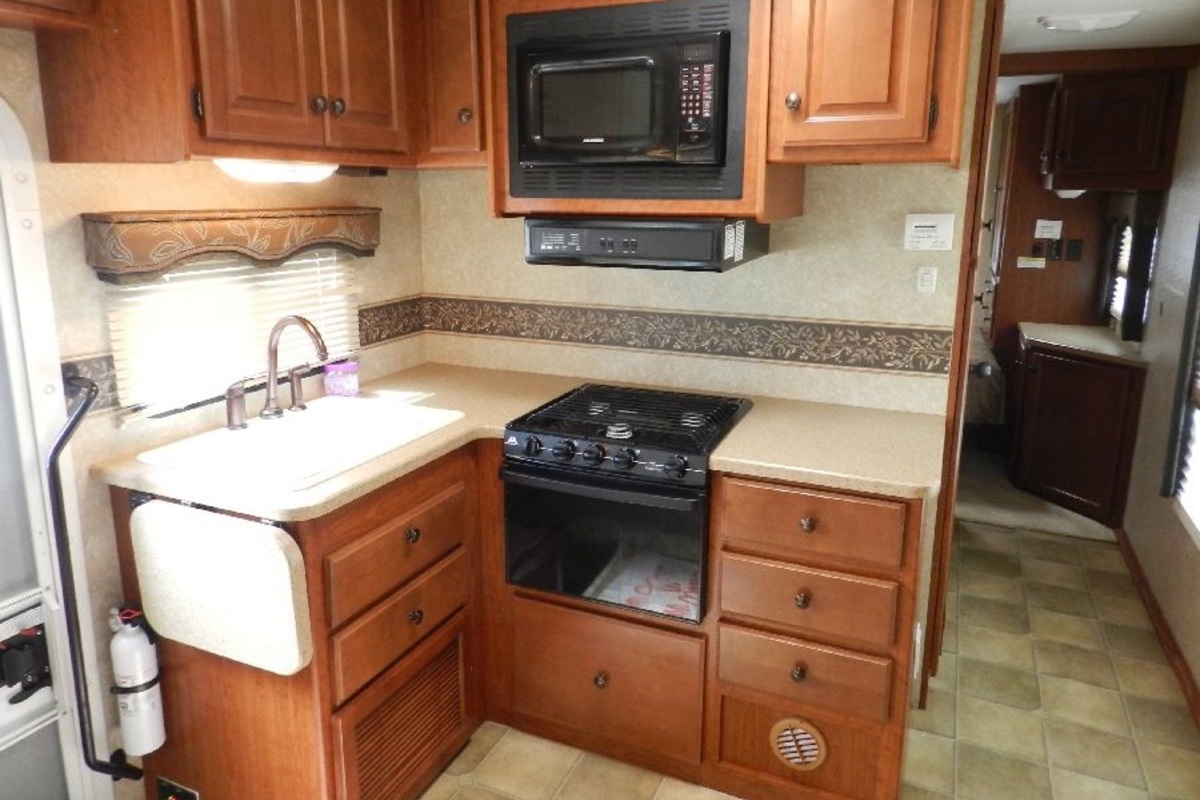 2008 Four Winds WINDSPORT 32, 14