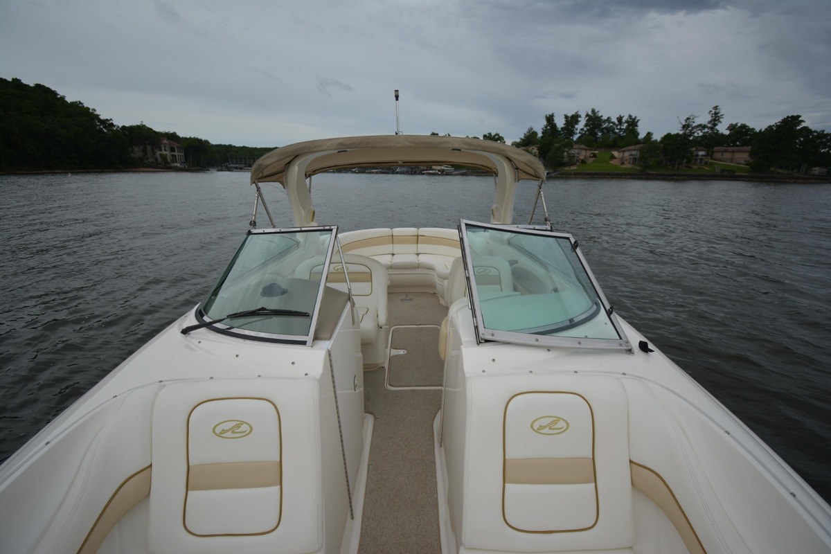 2001 Sea Ray 290 Select, 11