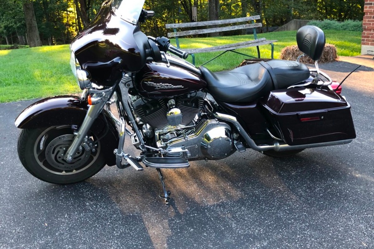 2006 Harley-Davidson Street Glide FLHXl in Union, KY