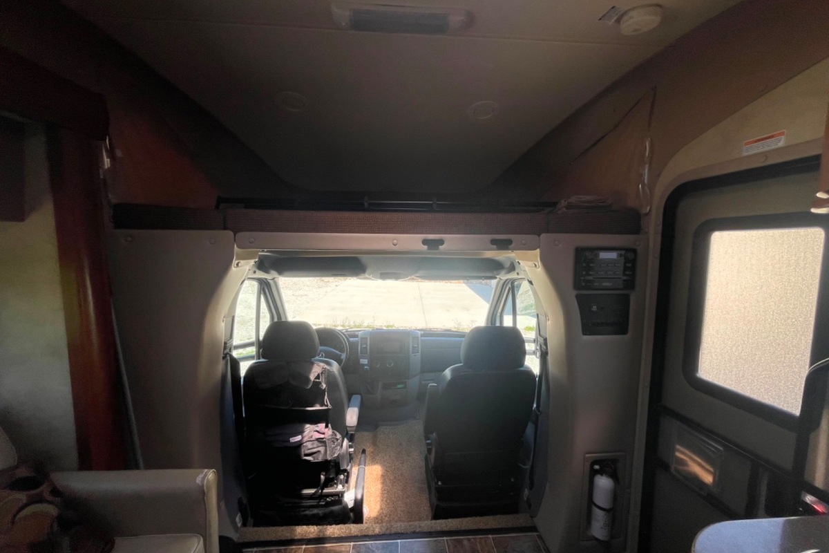 2013 Thor Citation 24SR, 6