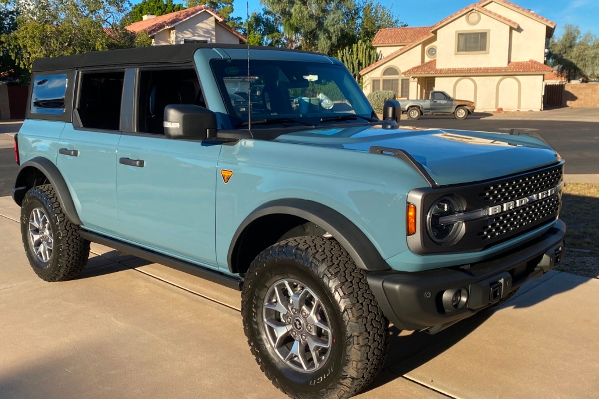 2022 Ford Bronco (4-door) Badlands, 0