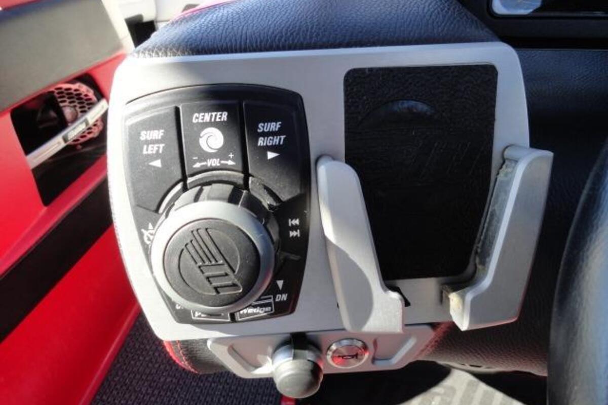 2015 Malibu Wakesetter 22 MXZ, 10