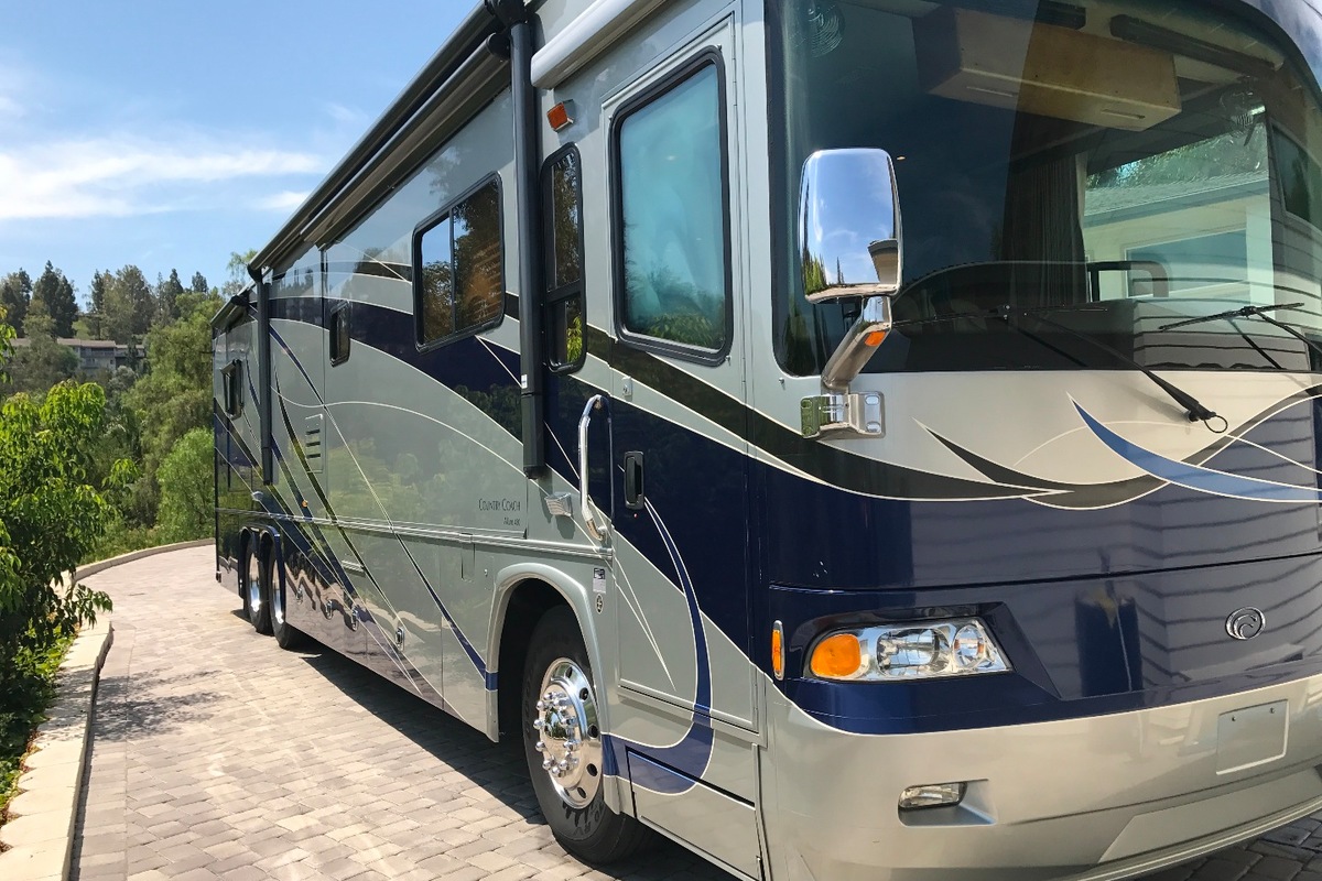 2007 Country Coach Allure Hood River Blue, 0