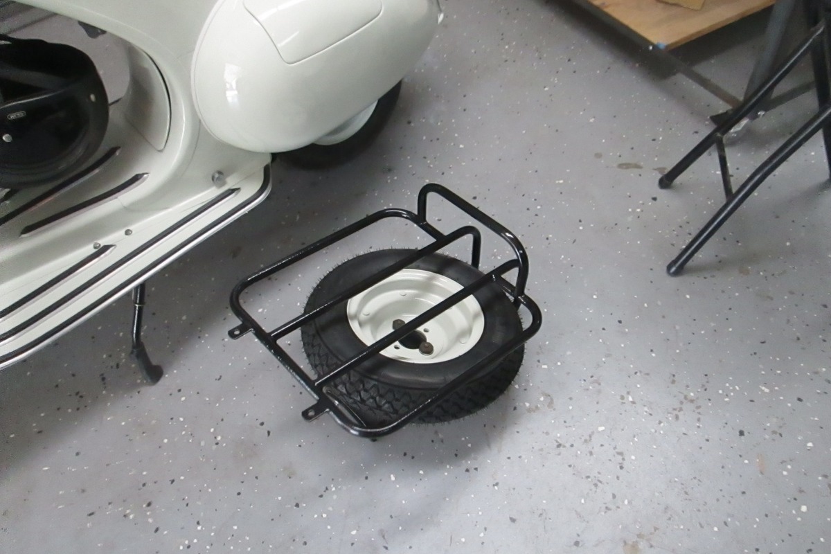 1955 Vespa 125 ACMA, 9