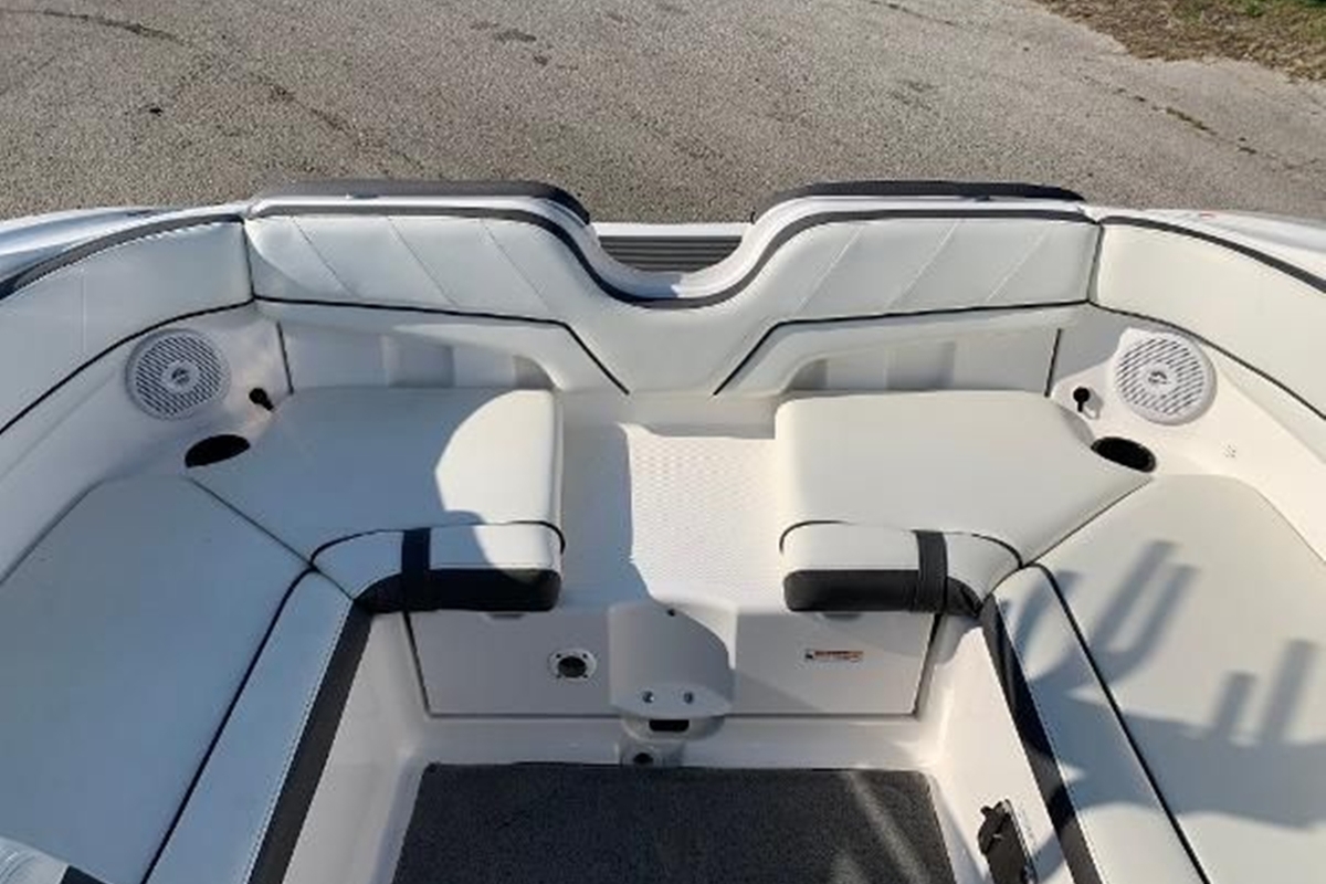 2014 Yamaha AR210, 33