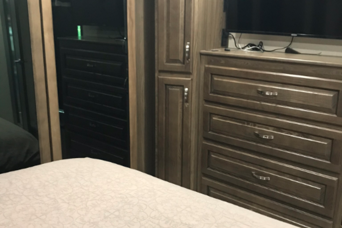 2016 Bay Hill 295RL, 14