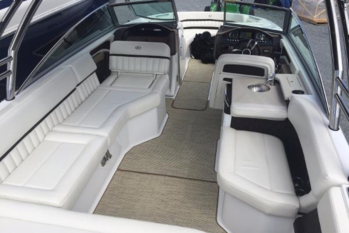 2016 Cobalt Boats A28, 13