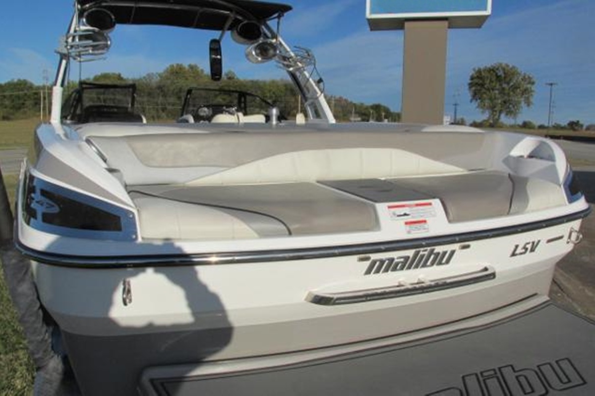 2012 Malibu Wakesetter 247 LSV, 5