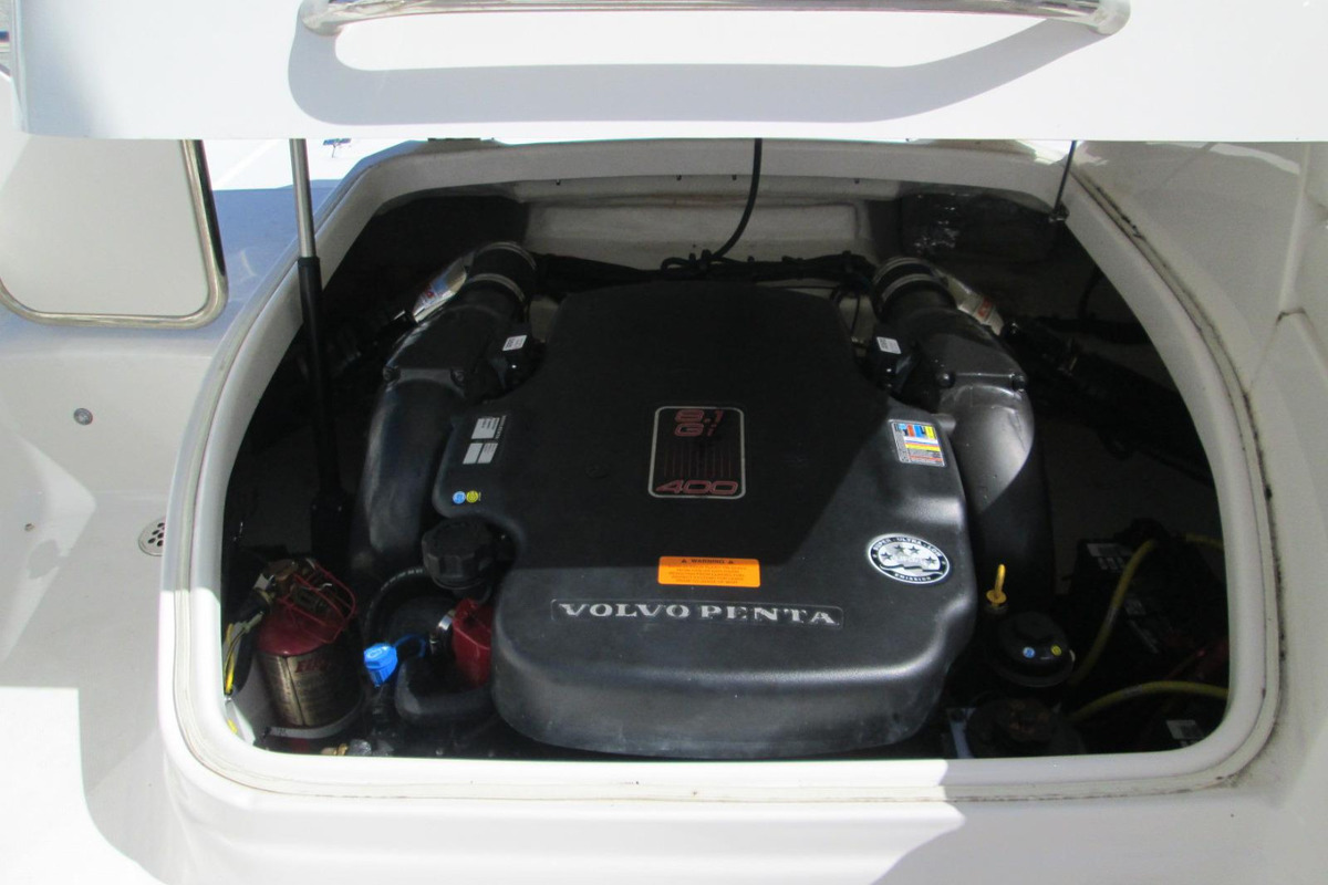 2012 Chaparral 264 Sunesta, 12