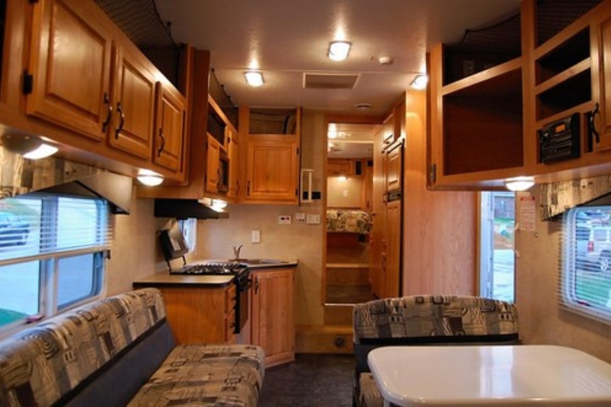 2005 Jayco Talon F33X, 2