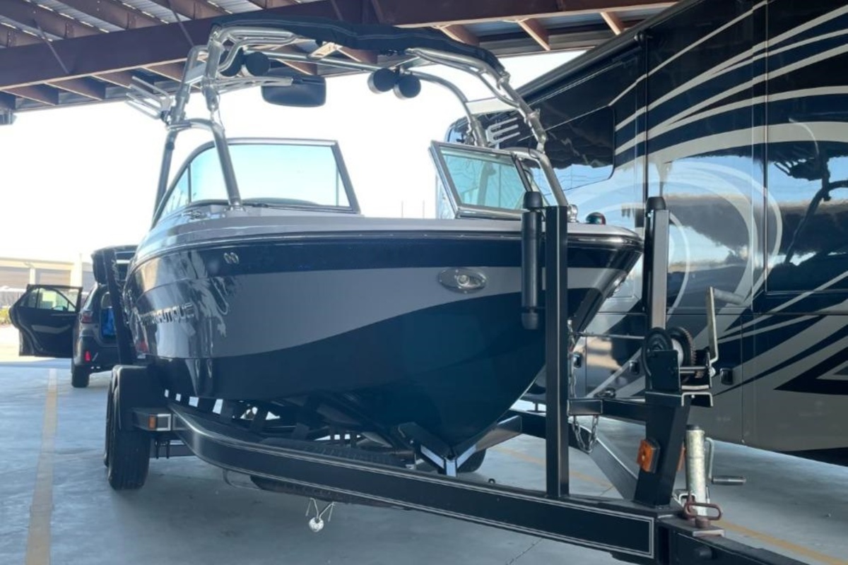 2008 Correct Craft Super Air Nautique 220, 6