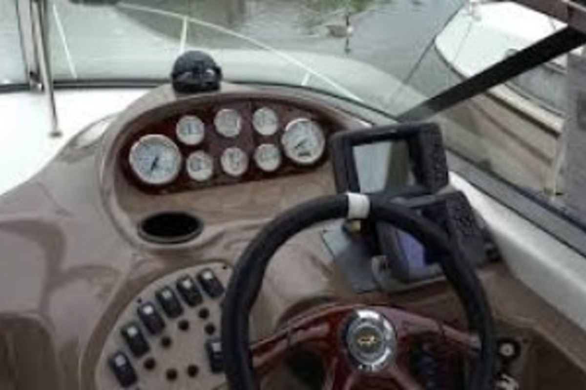 2005 Regal Commodore 2465, 20