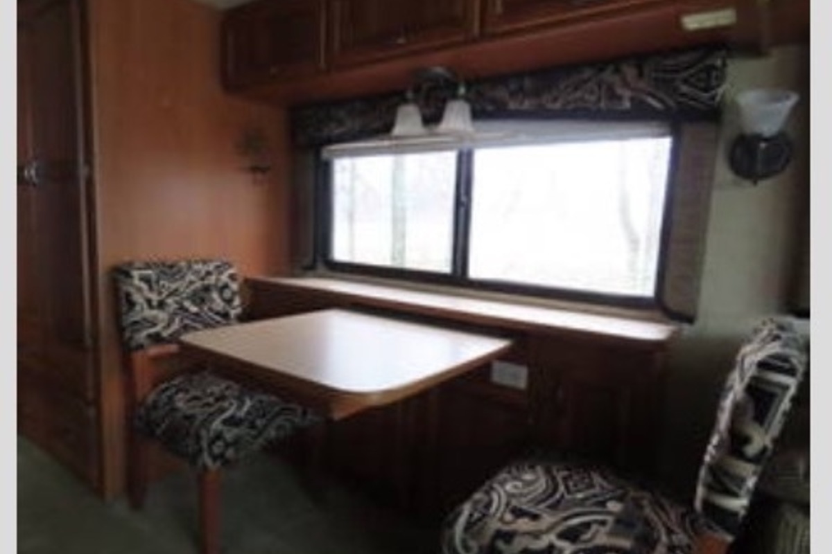 2009 Monoco Safari Simba M-30sFS, 15