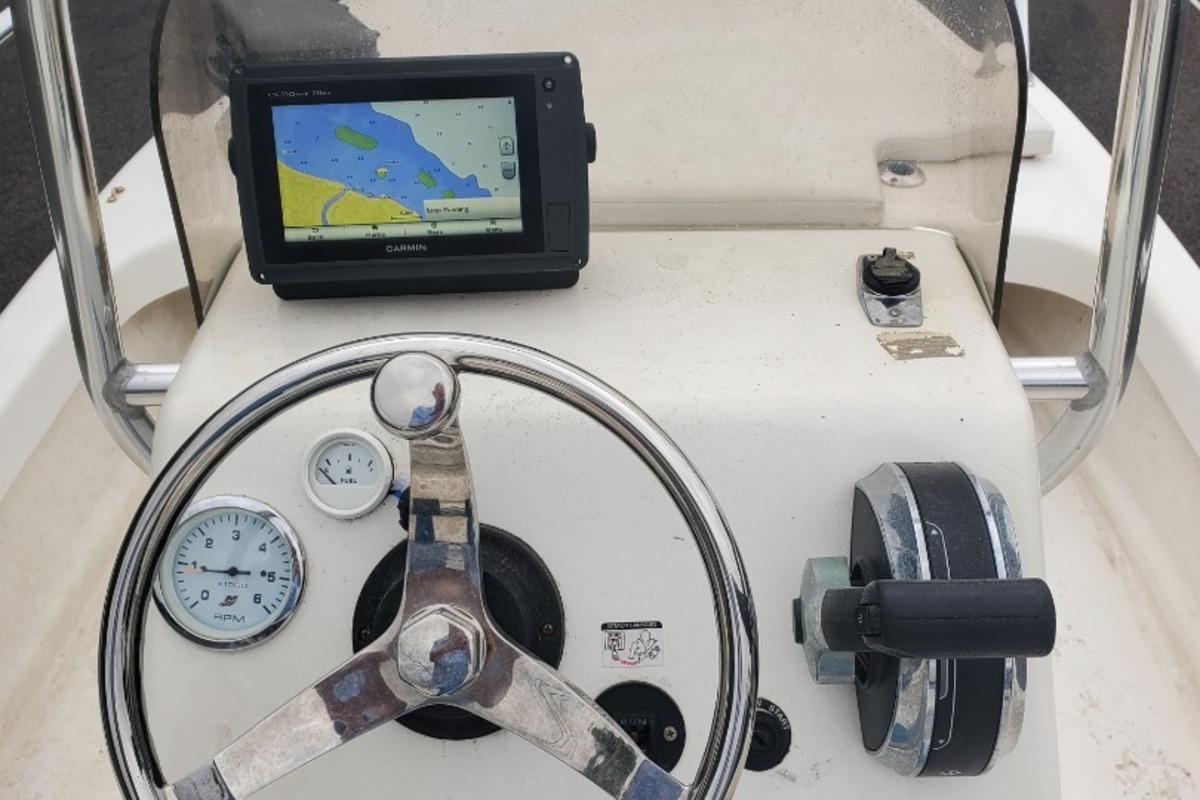 2014 Twin Vee Catamarans Bay Cat 17, 3