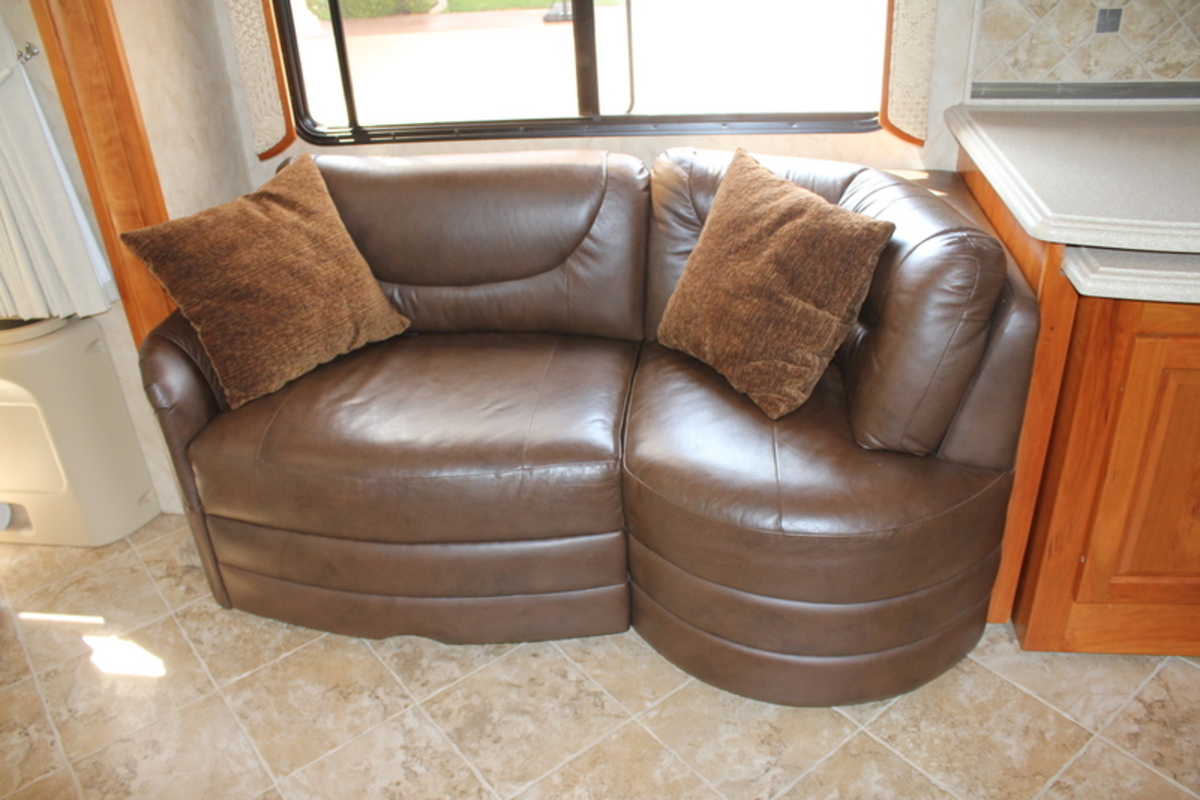 2008 Monaco Camelot 40PDQ, 15