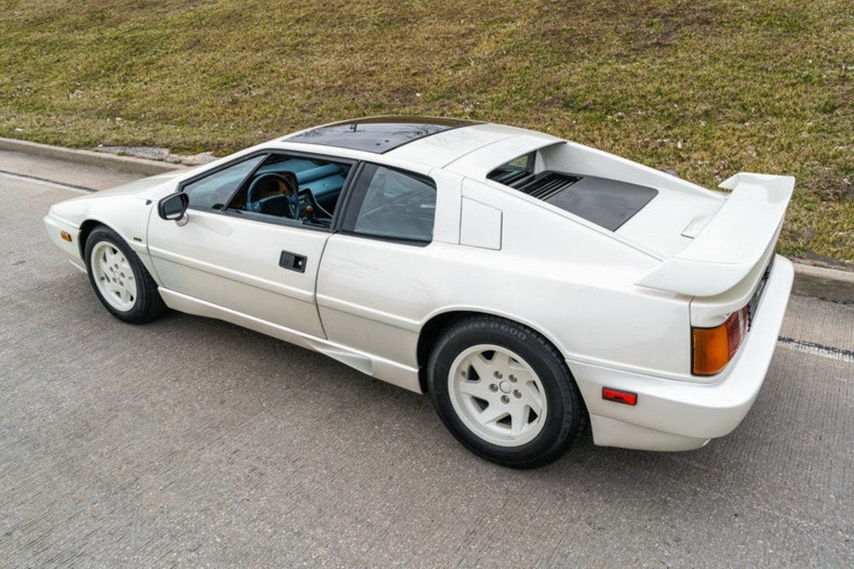 1988 Lotus Esprit Limited Edition, 5