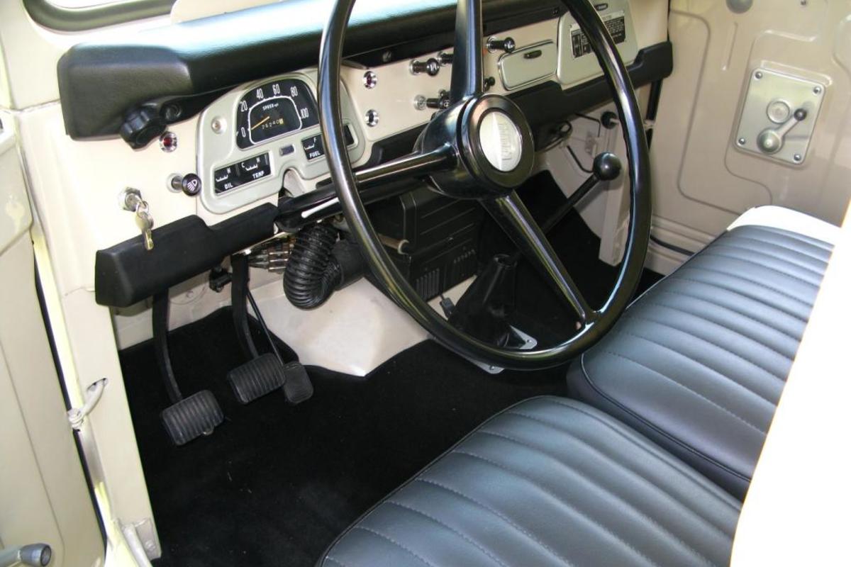 1968 Toyota Landcruiser FJ40, 20