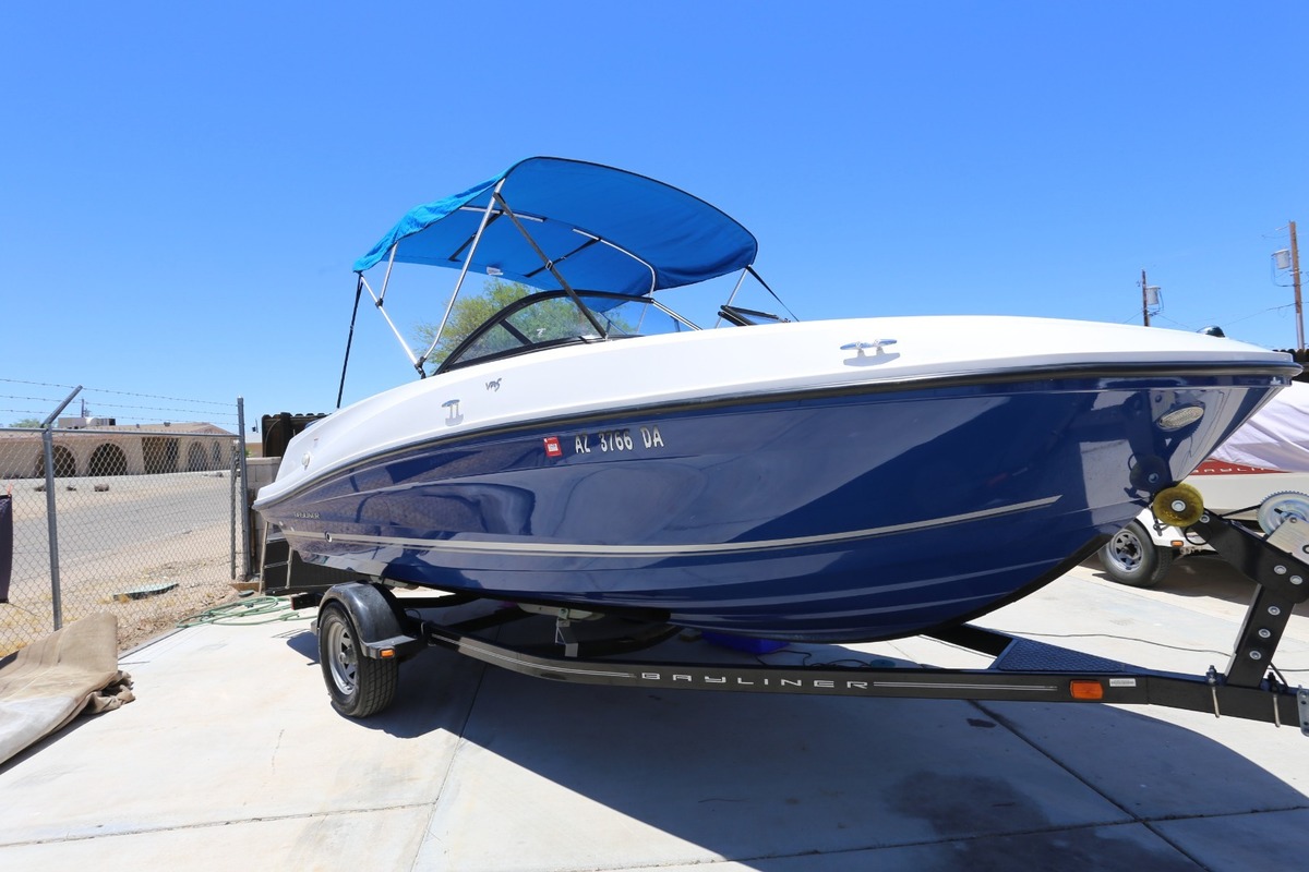 2016 Bayliner VR5, 20