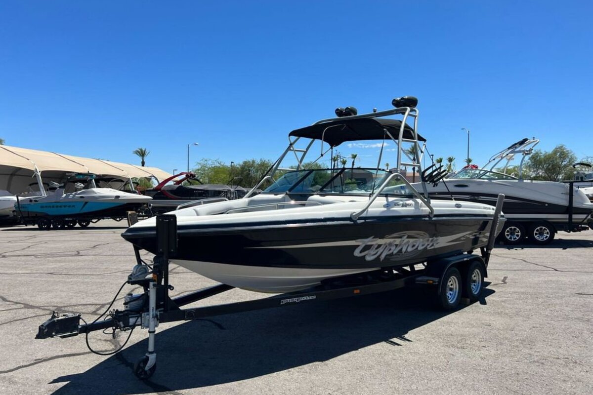 2002 Centurion Typhoon, 2