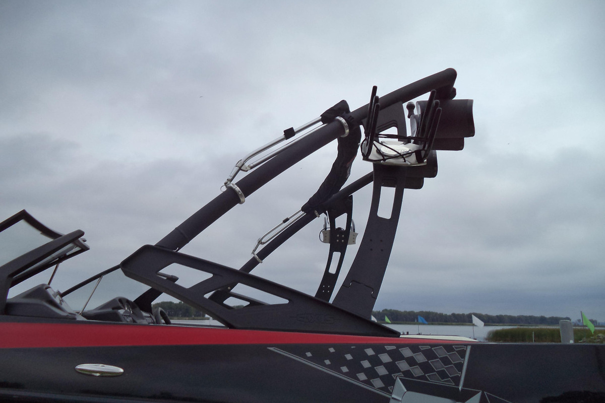 2012 Axis A22, 3