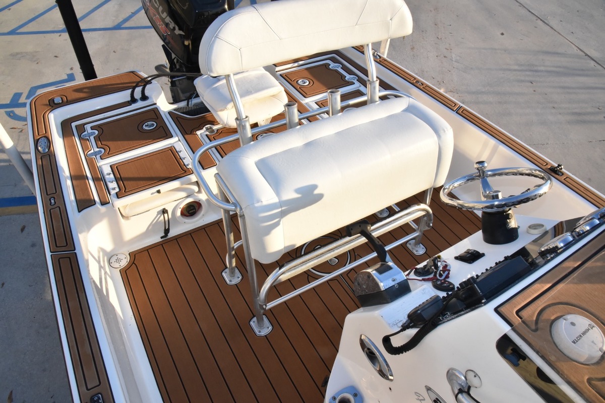 2013 Blazer Bay 2220 Fisherman, 40