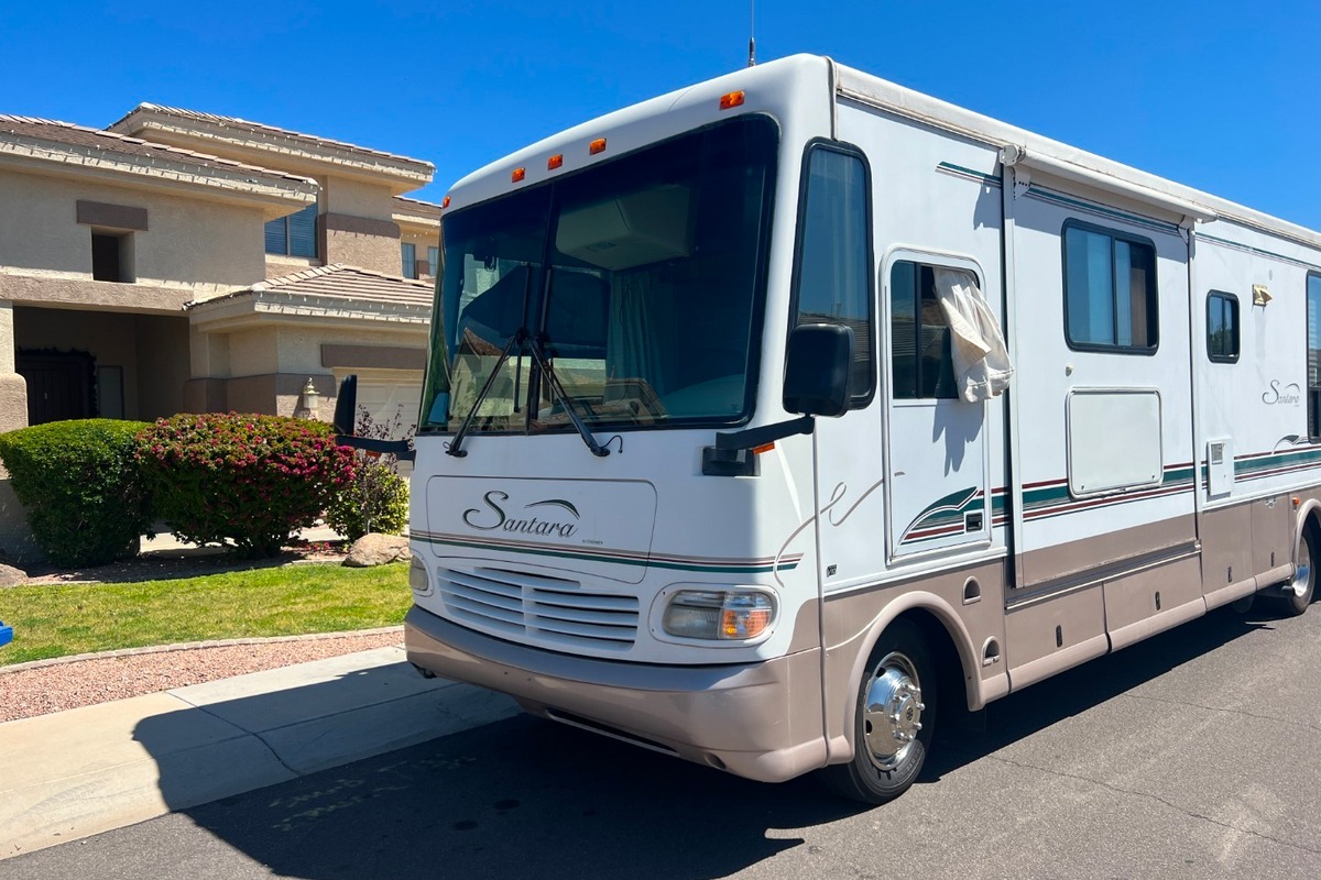 1999 Coachmen Santara, 6