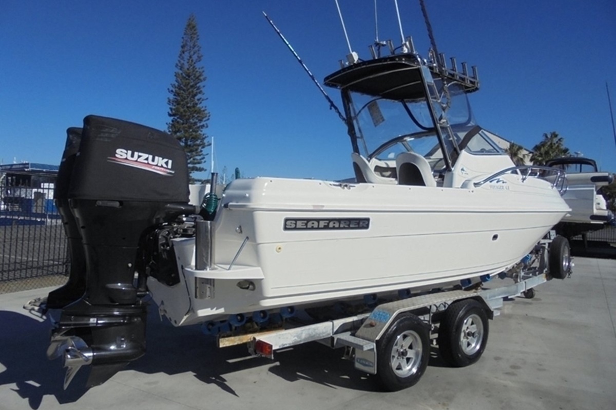 1998 Seafarer 6.8M Voyager, 2