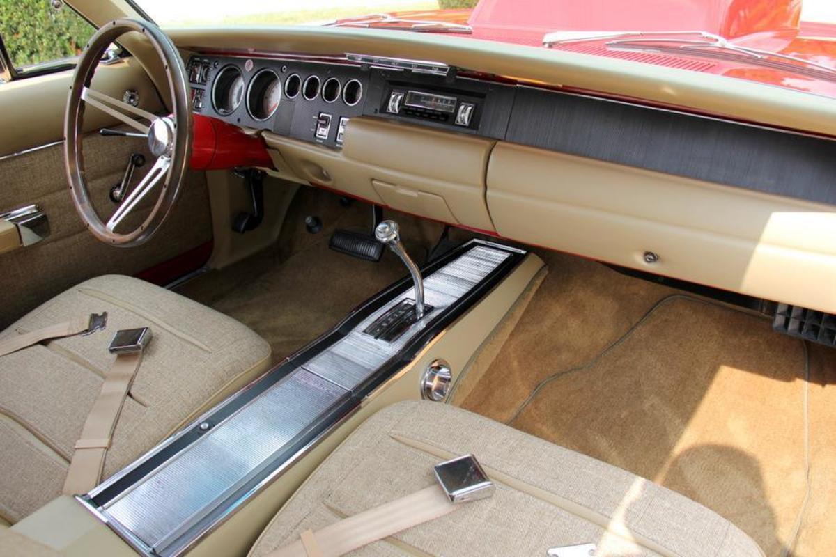 1968 Dodge Charger, 23