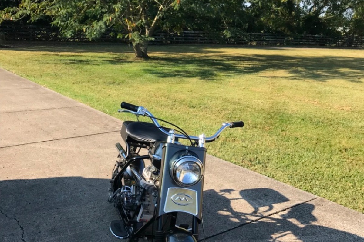 1960 Cushman Eagle, 2