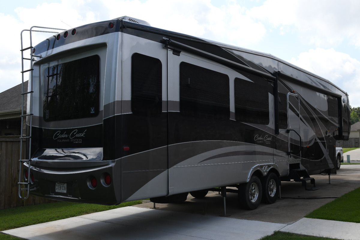 2013 Forest River Cedar Creek 36RE, 6