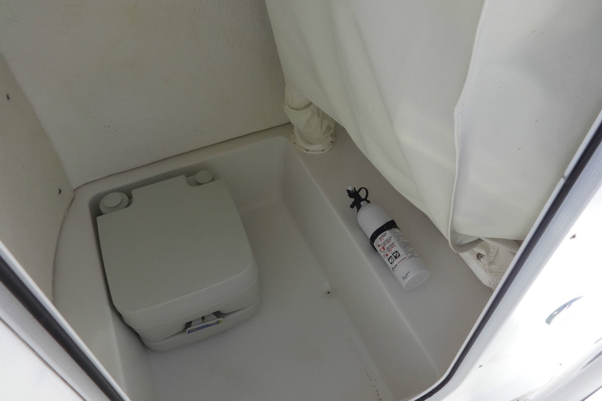 2012 Sea Hunt Triton 210, 12