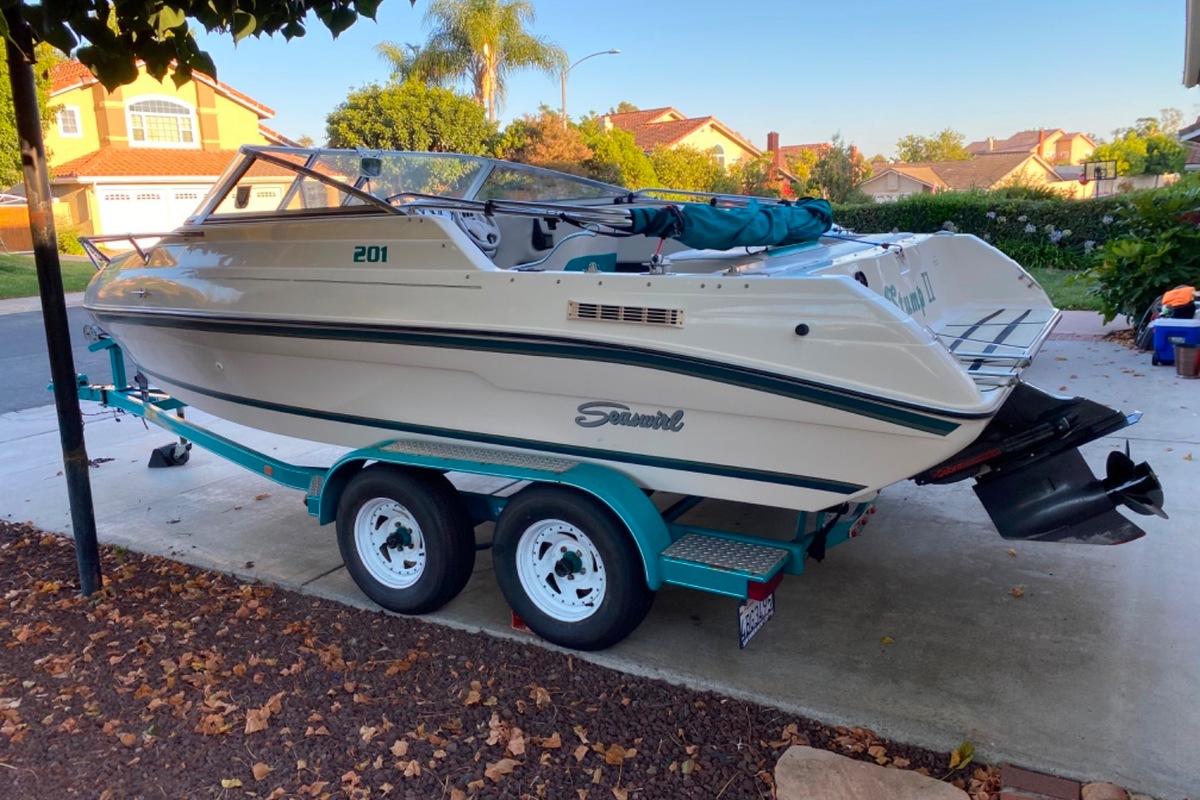 1995 Seaswirl 201 Cuddy, 3