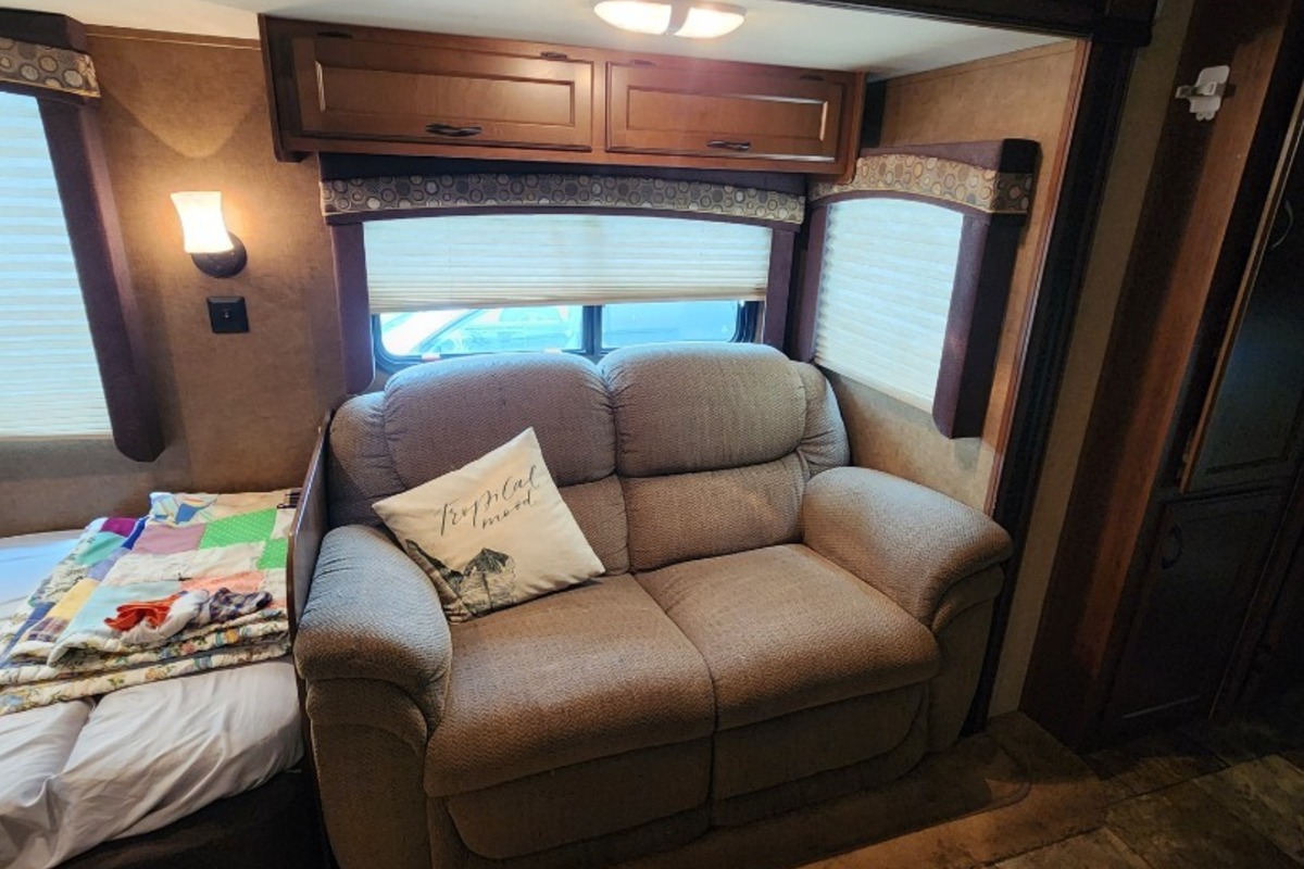 2014 Jayco Jay Flight 33 BHTS, 3