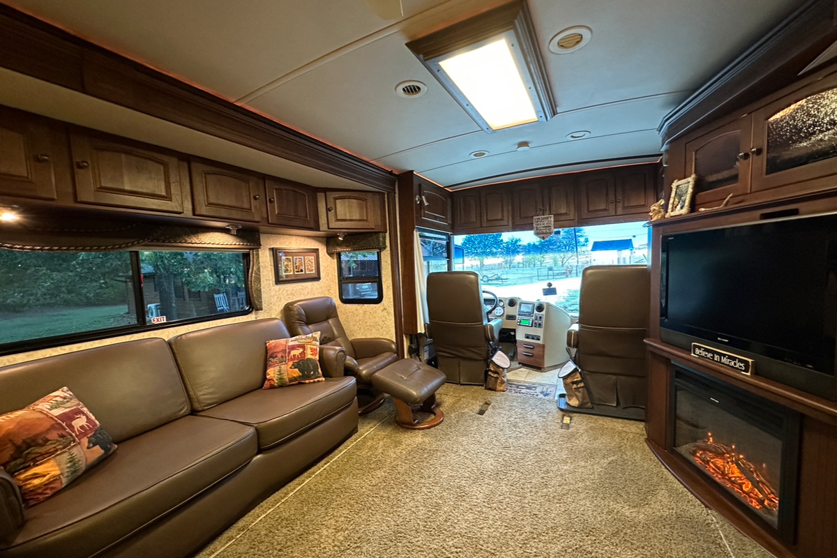2007 Winnebago Vectra 40FD, 11