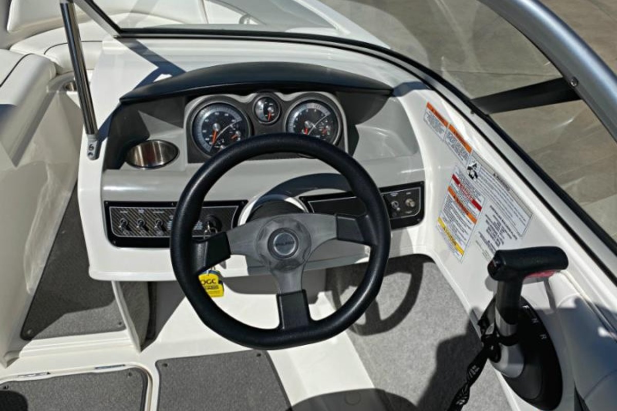 2015 Bayliner 185, 11
