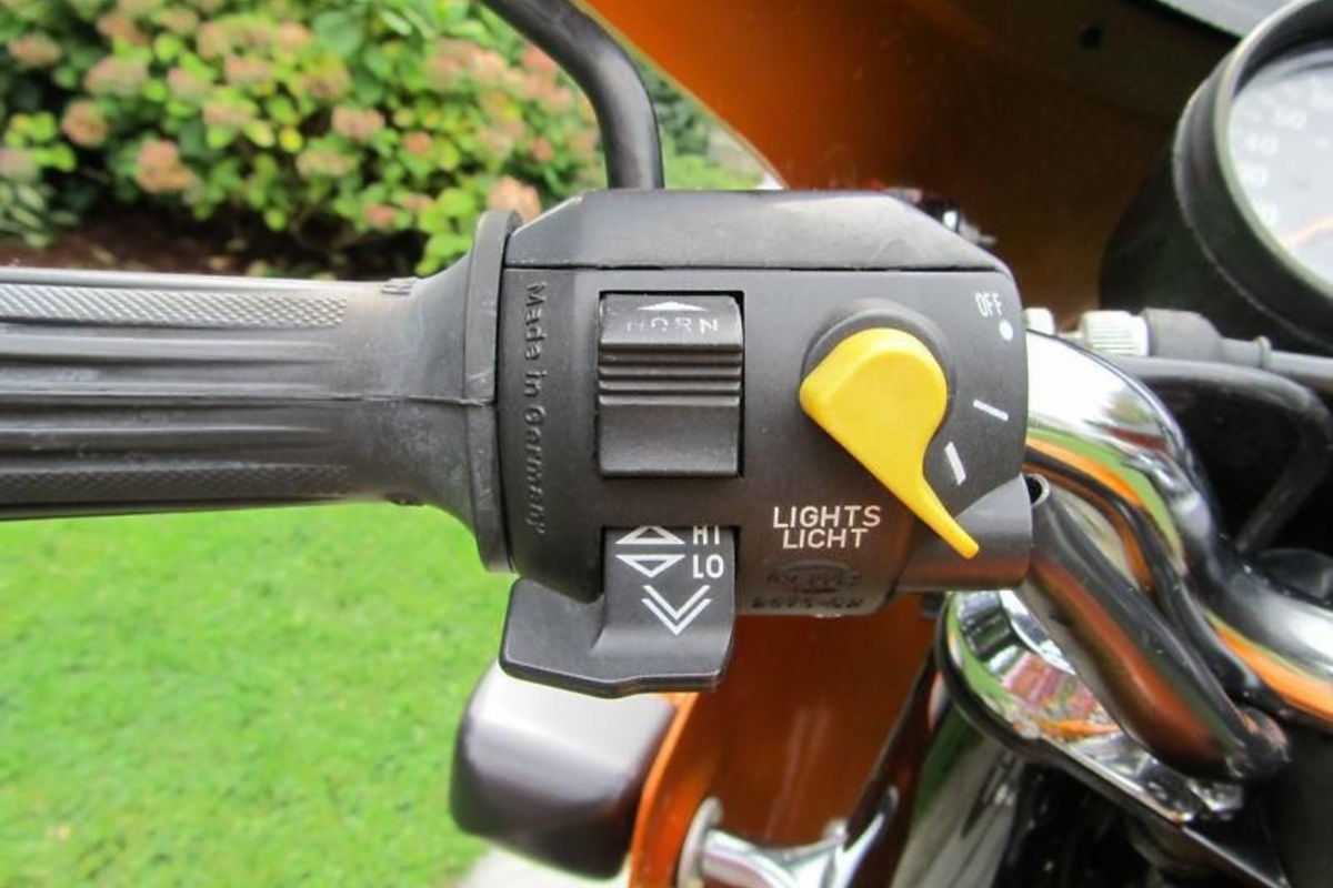 1975 BMW R90s, 9