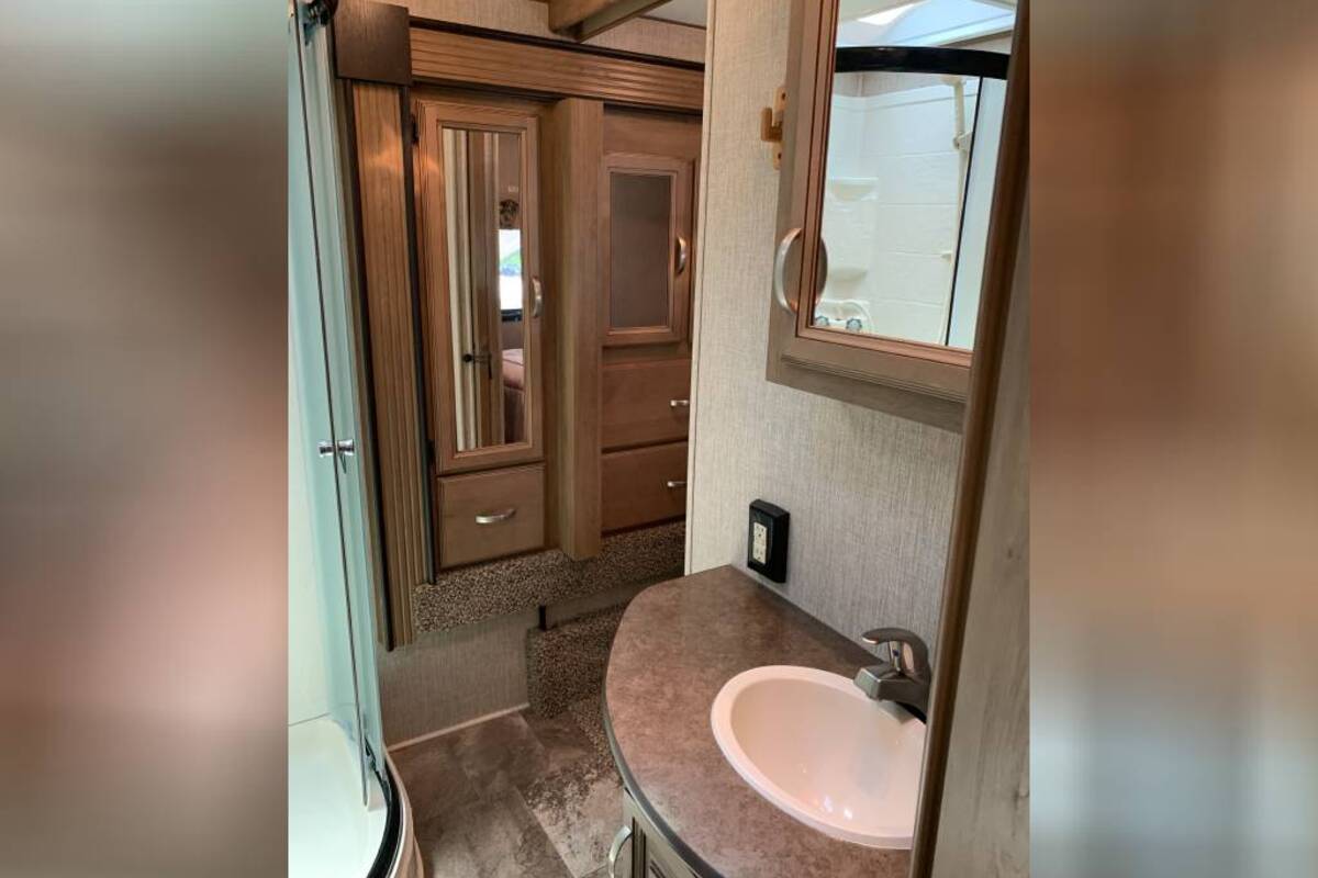 2015 Crossroads Crossroads Cruiser Aire 29RS, 9
