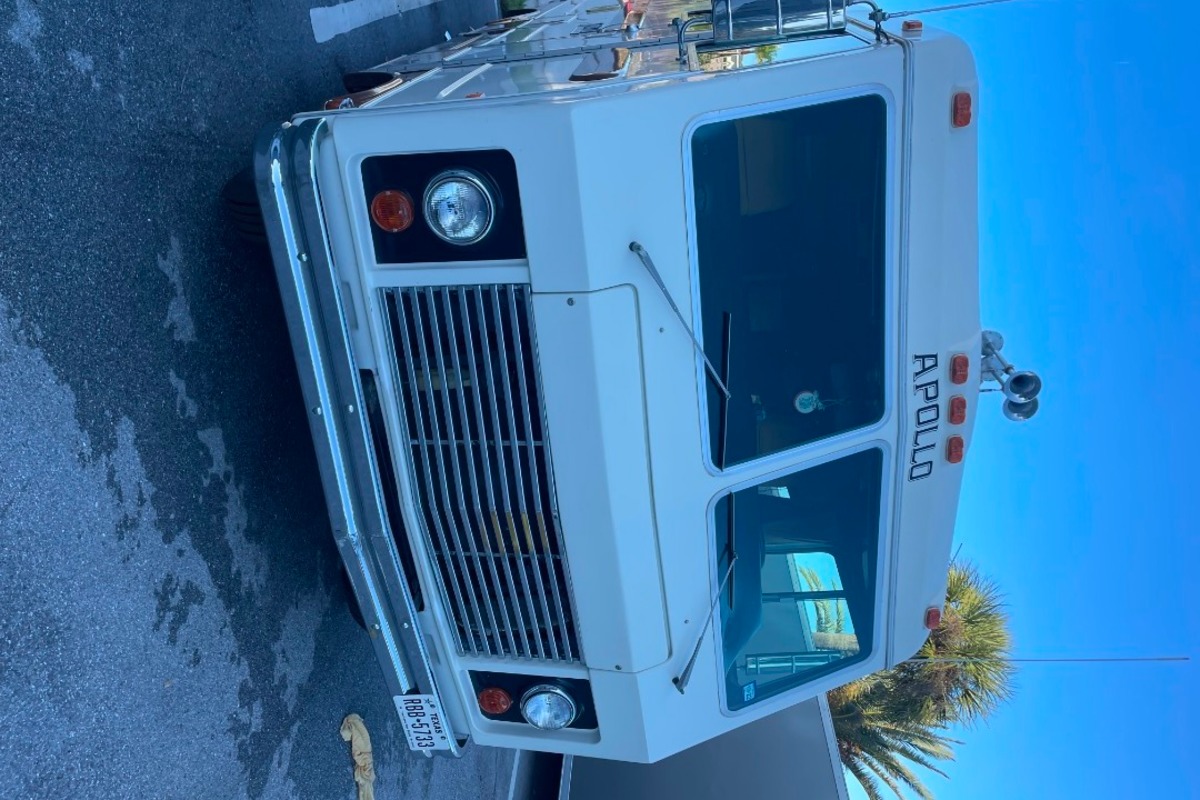 1975 Apollo R2600, 0