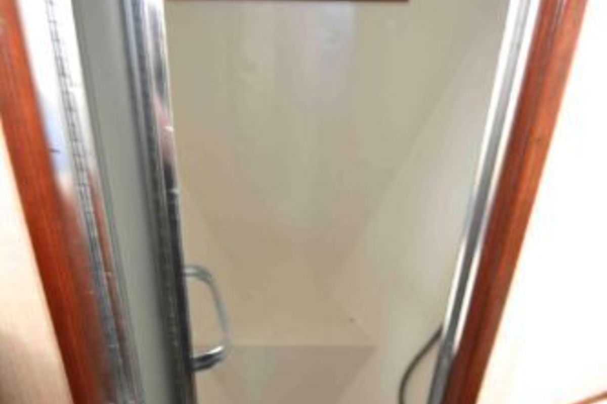 1982 Uniflite Flushdeck, 4