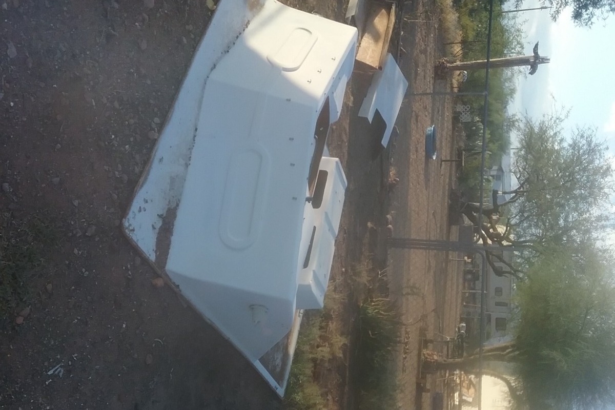 1979 Yukon Delta 31 ft. IB/OD, 4