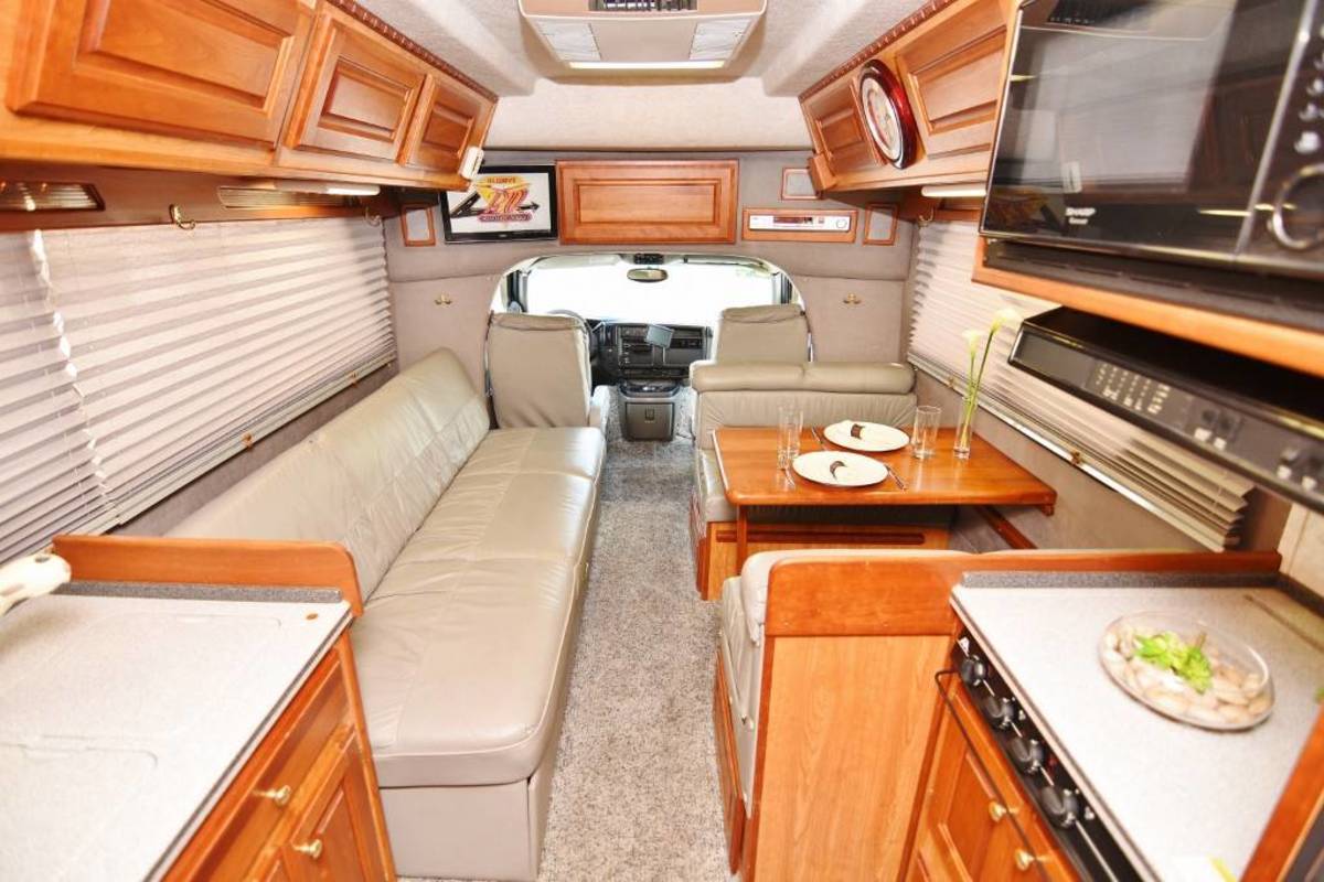 2004 Chinook DESTINY, 6