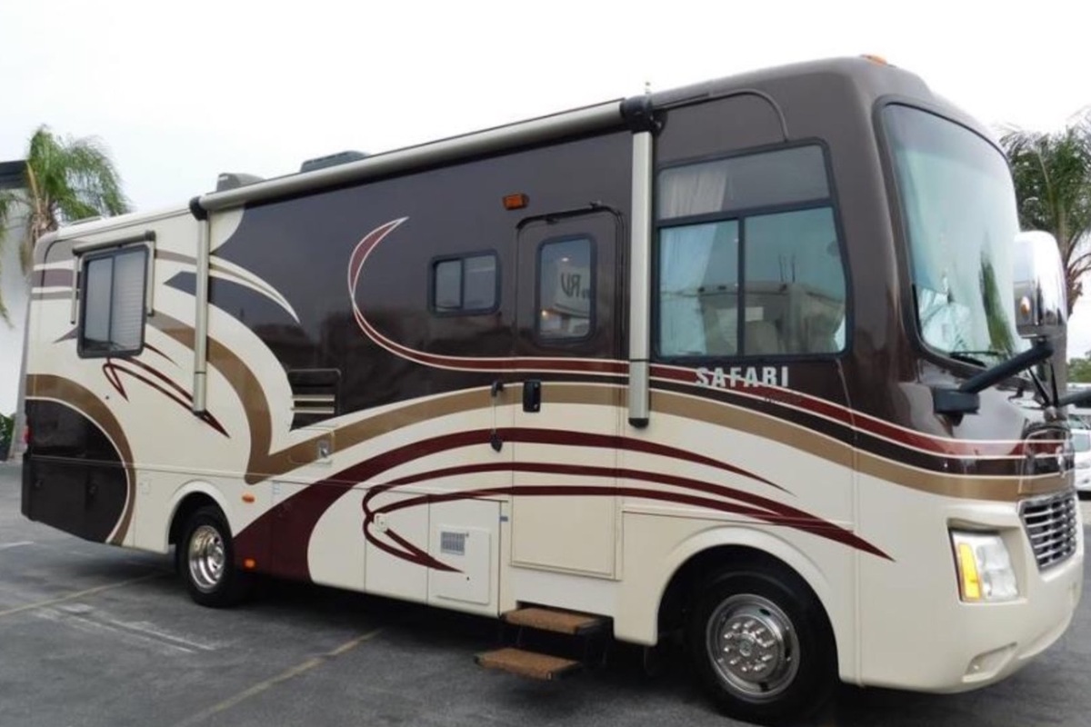 2009 Monoco Safari Simba M-30sFS, 1