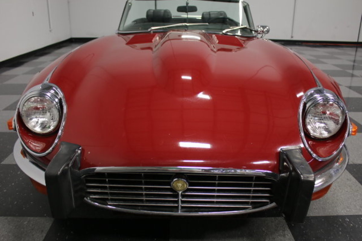 1974 Jaguar XKE, 4