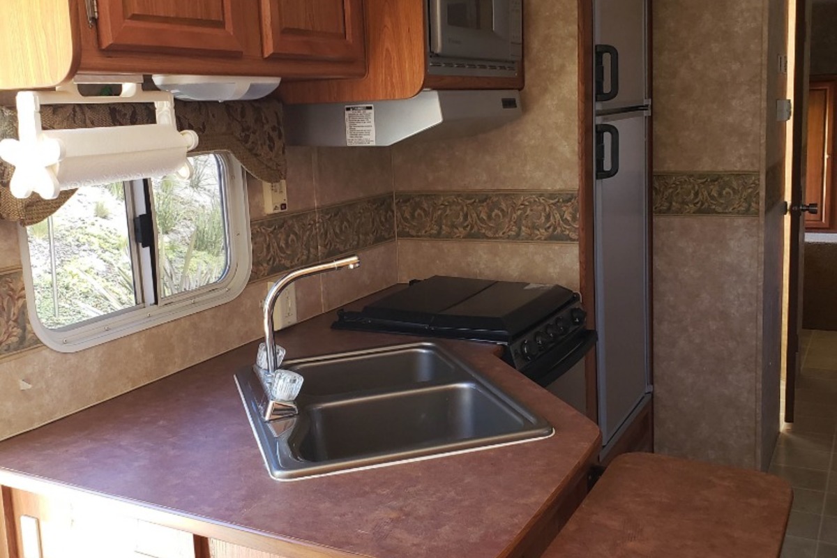 2006 Skyline Nomad 2980, 6
