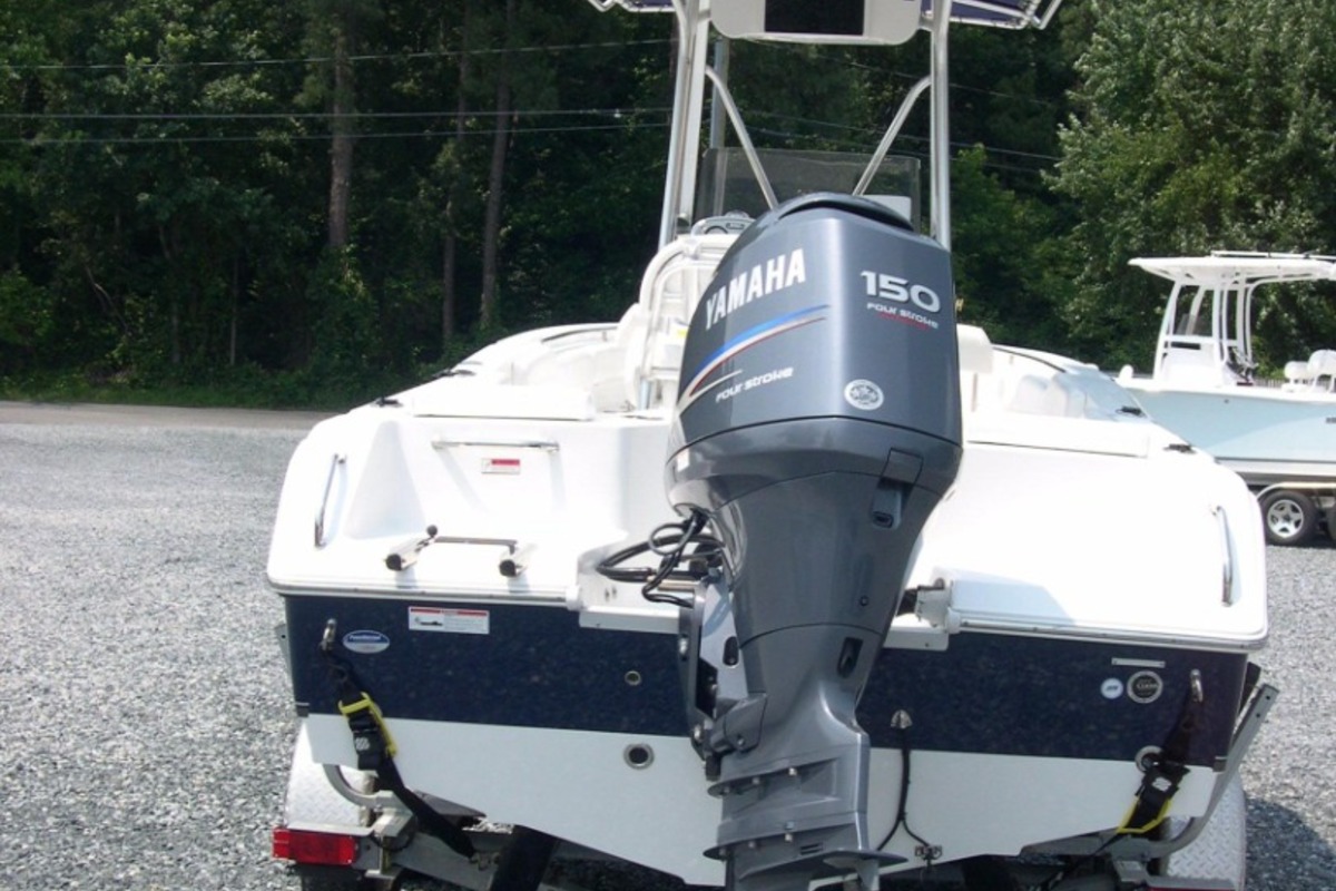 2012 Sea Hunt 210 Triton, 3