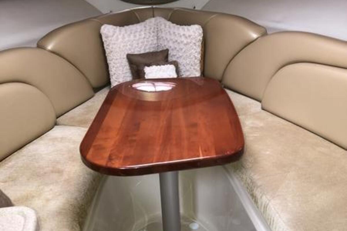 2003 Four Winns 268 Vista, 2