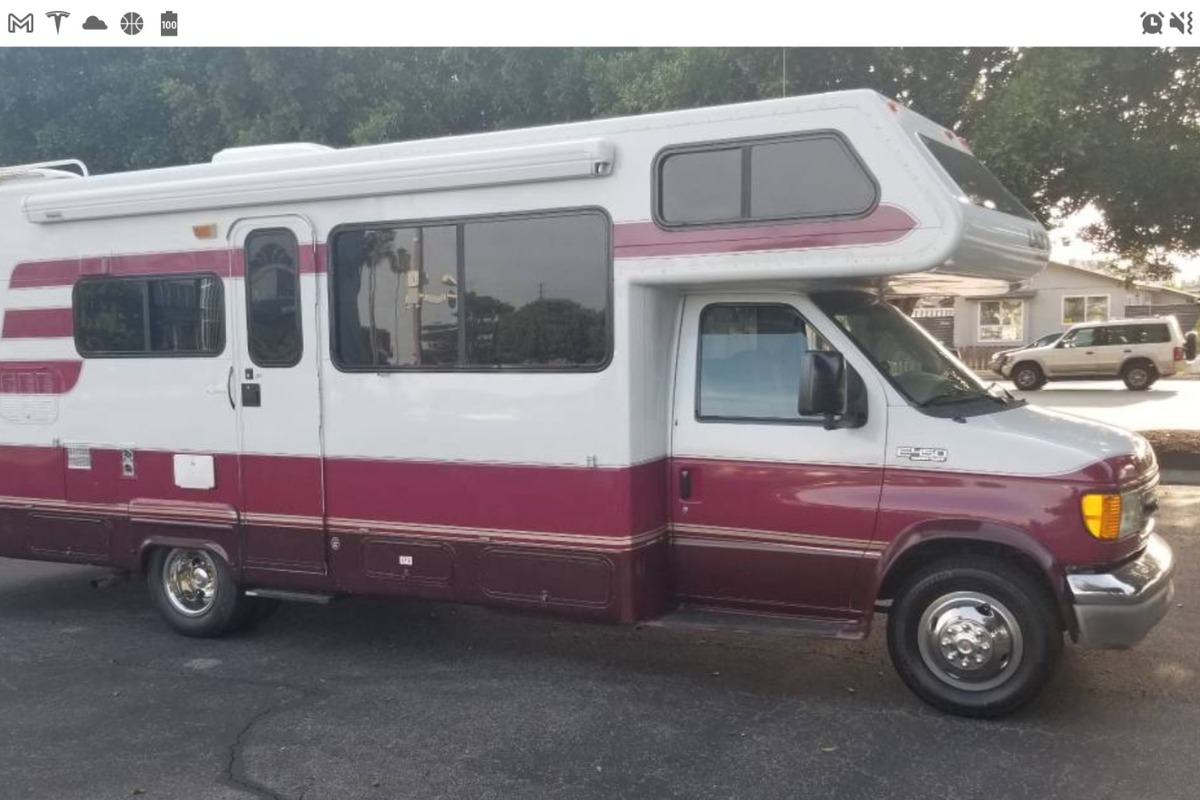 2003 Lazy daze 26.5 rear bath, 1
